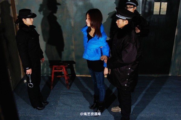 mj影视 - 故意杀人犯黄燕－绑赴刑场2013-03-28 第 110 张图片