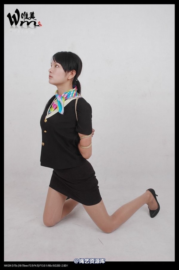 唯美之家 - 09-8-23兰玉制服捆绑 第 21 张图片