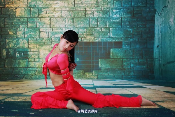神艺缘 - 240-束缚不住的美丽 第 5 张图片