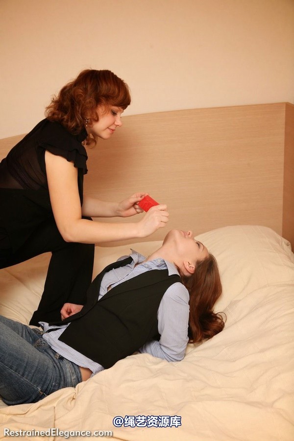 restrainedelegance - Two Girls, Twice the Fun! 第 45 张图片