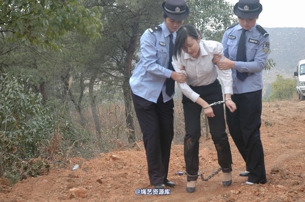 唯美之家 - 2010-1-26青灵下跪 第 91 张图片