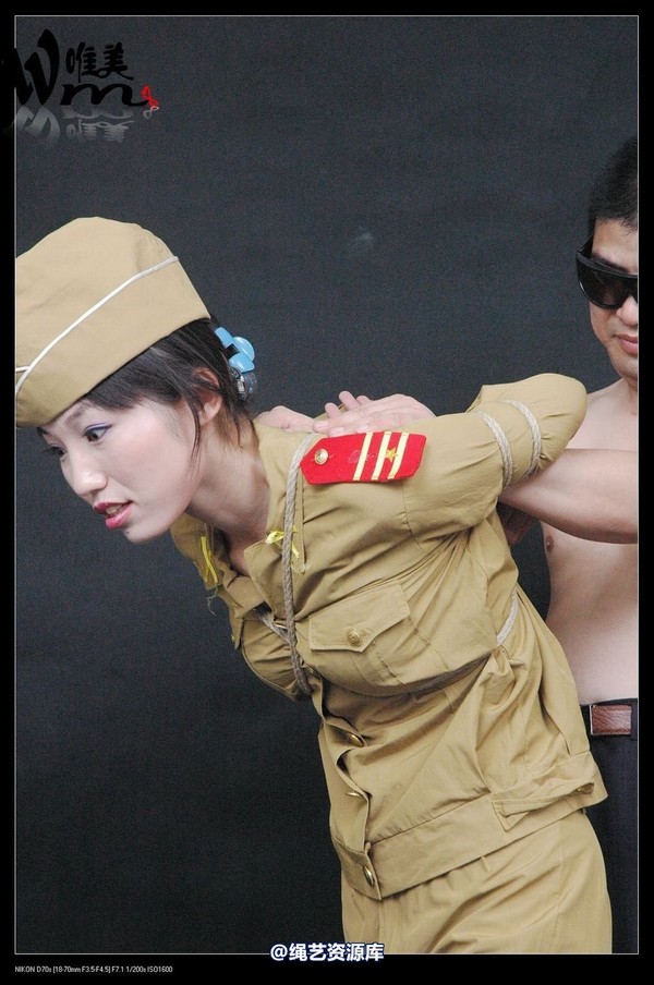 唯美之家 - 2008-08-06水柔军装 第 168 张图片
