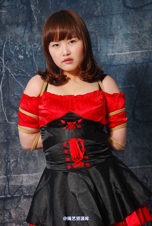 唯美之家 - 新模小芸女仆装 第 16 张图片