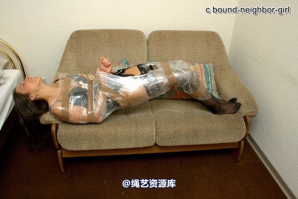 bound-neighbor-girl - Laura will be kept fresh 第 49 张图片