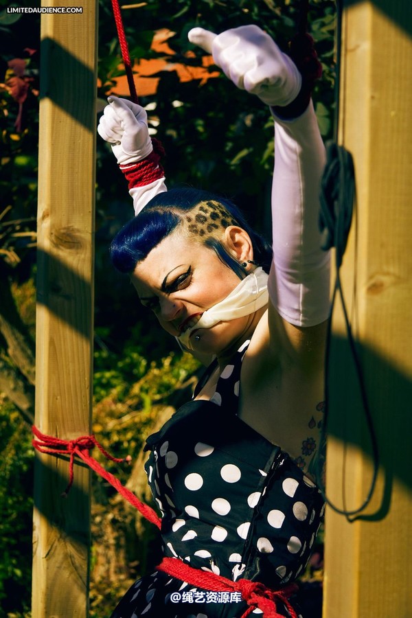 limitedaudience - 2013 raevan spread outdoors 2 第 22 张图片