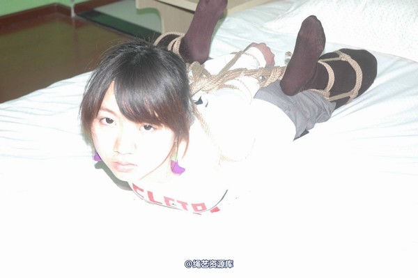 唯美之家 - 2010-10-22冉冉学生制服 第 19 张图片