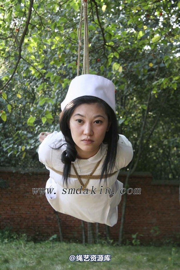 锐度主张 - 云若护士装吊模特：云若 第 52 张图片