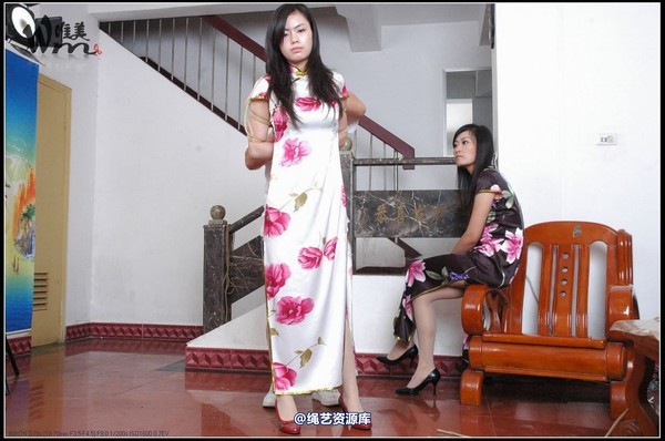 唯美之家 - 2008-09-24小妖琪琪旗袍绳艺 第 140 张图片