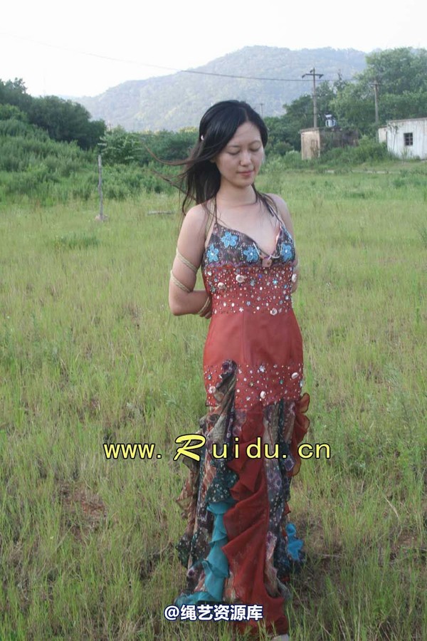 锐度主张 - 20070818第29期 宝宝草地漫舞图片 第 208 张图片