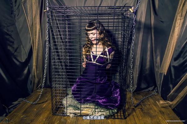 limitedaudience - 2014 fay inside the cage 2 第 21 张图片
