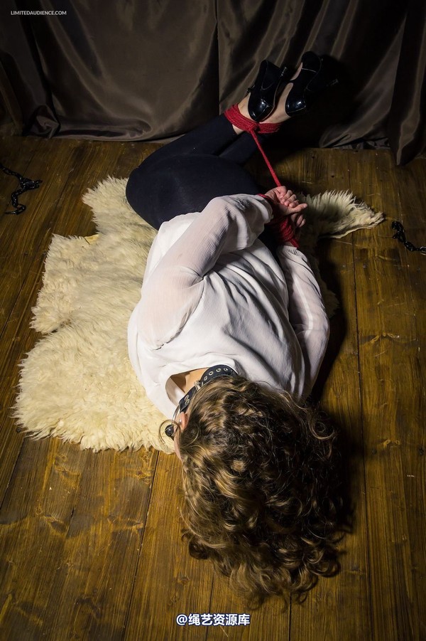 limitedaudience - 2015 alais peach hogtied 第 13 张图片