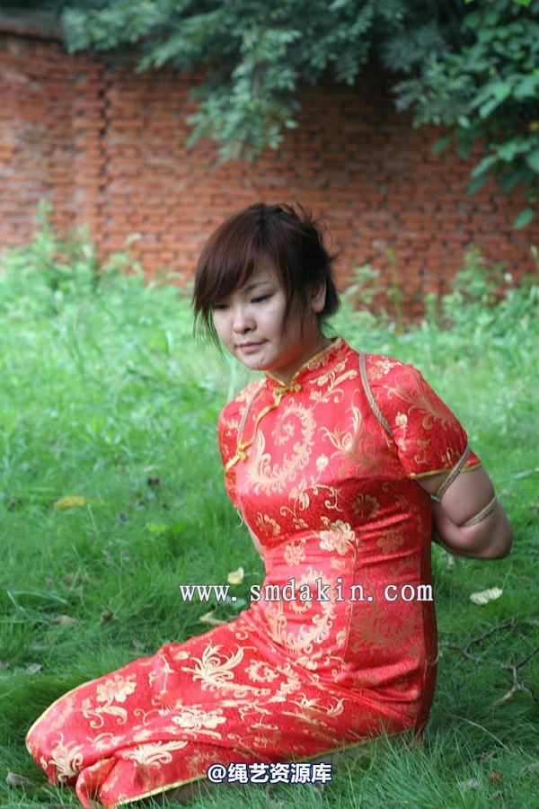 锐度主张 - 红旗袍模特：姗姗 第 24 张图片