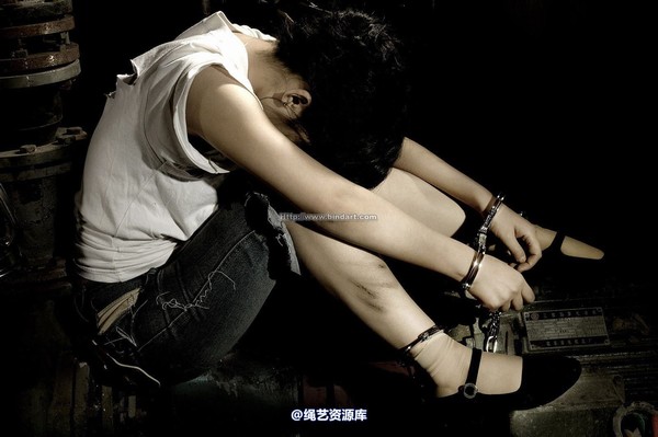 丽柜美束 - 2006-12-15 第 13 张图片