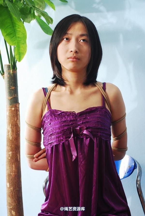 唯美之家 - 白雪试服装6 第 14 张图片