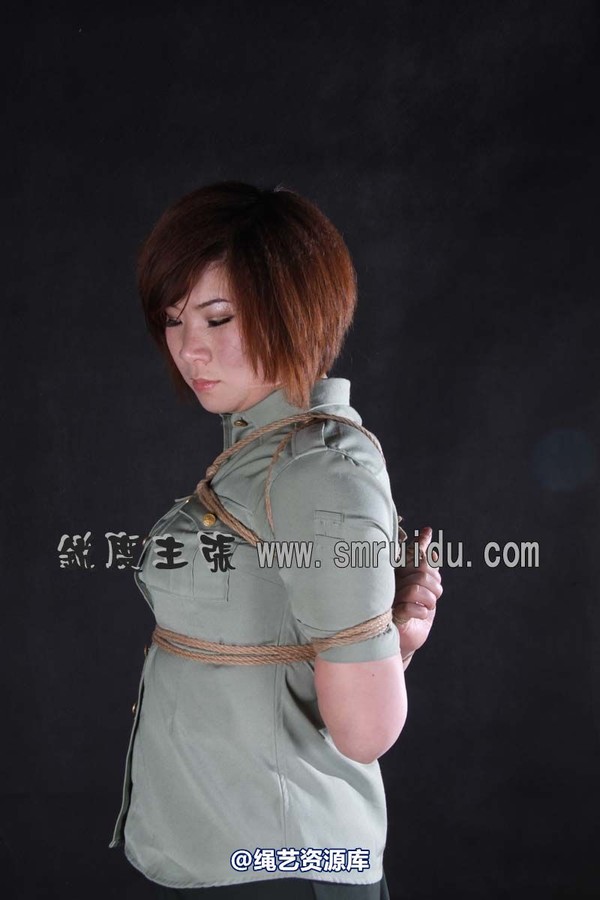 锐度主张 - 瑶瑶军服捆绑 第 44 张图片
