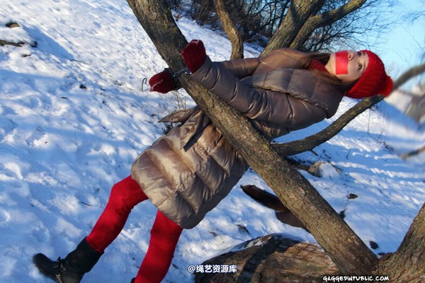 gaggedinpublic - gip412 第 39 张图片