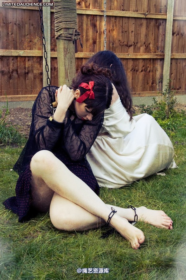 limitedaudience - 2010 catya dominick destruction resting 第 24 张图片