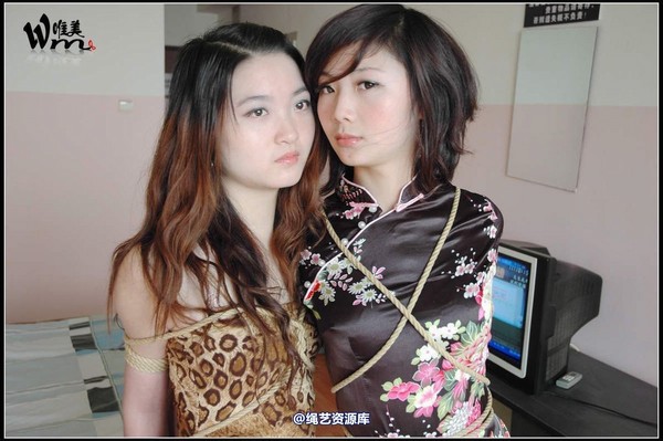 唯美之家 - 2009-11-25魅儿和书瑶 第 9 张图片