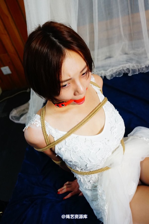 dk13美束馆 - 9.16-小仙儿白婚纱-B130P 第 12 张图片