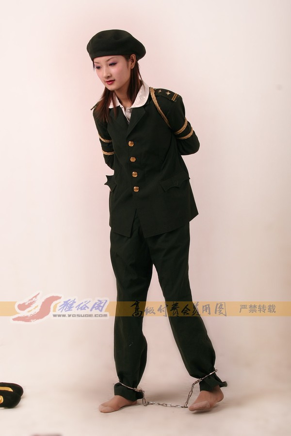 雅俗阁 - 20060407雪儿警服 第 104 张图片