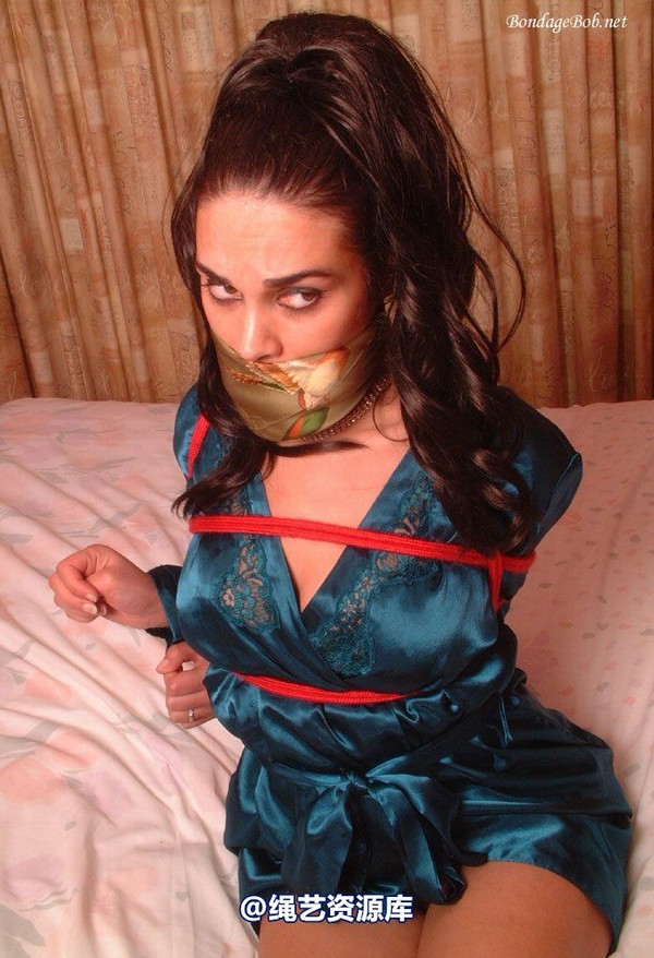 bondagebob - Robyn Silk robe 第 69 张图片