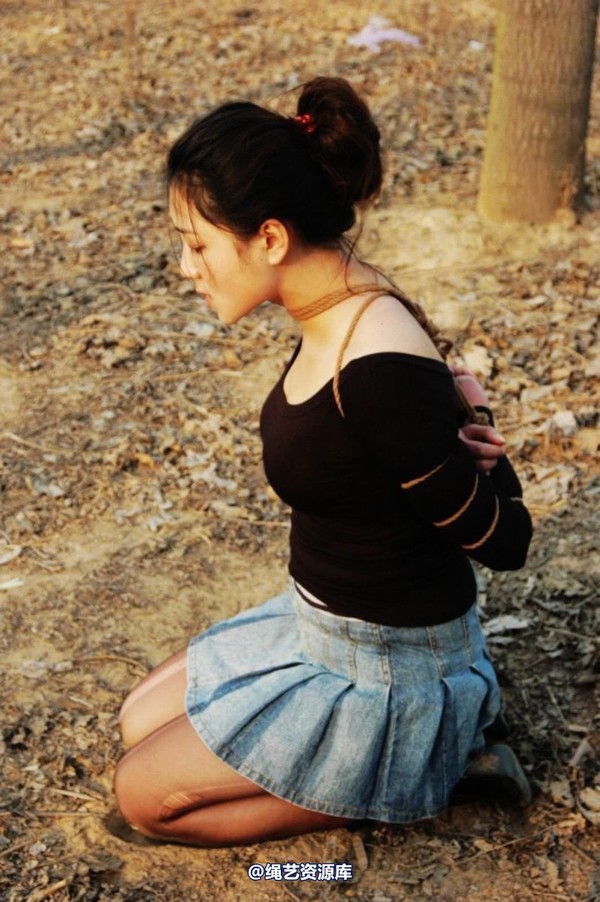 mj影视 - 2013-3-4陈沫踏青 黑丝美女最终的不归路 第 100 张图片