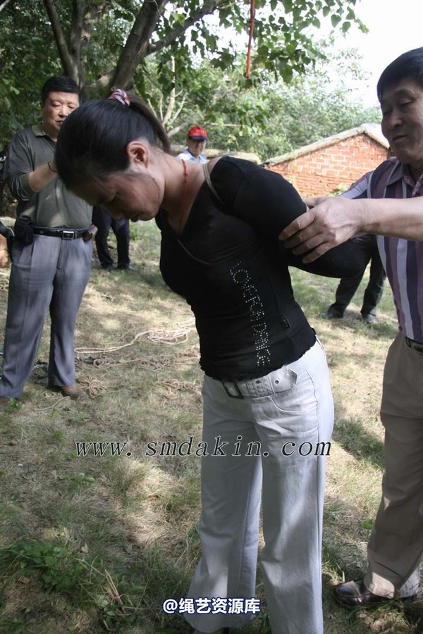 锐度主张 - 女网友绳绑体验1会员：瓶儿 第 11 张图片