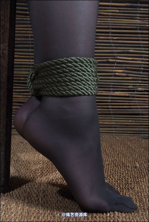 simplytied - Red dress rope and tights 第 34 张图片