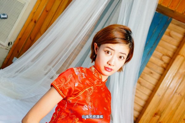dk13美束馆 - 9.13-小宝红旗袍-120P 第 45 张图片