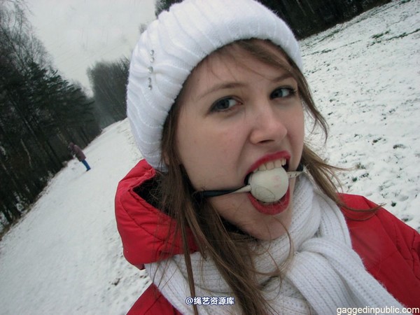 gaggedinpublic - gip042 第 11 张图片