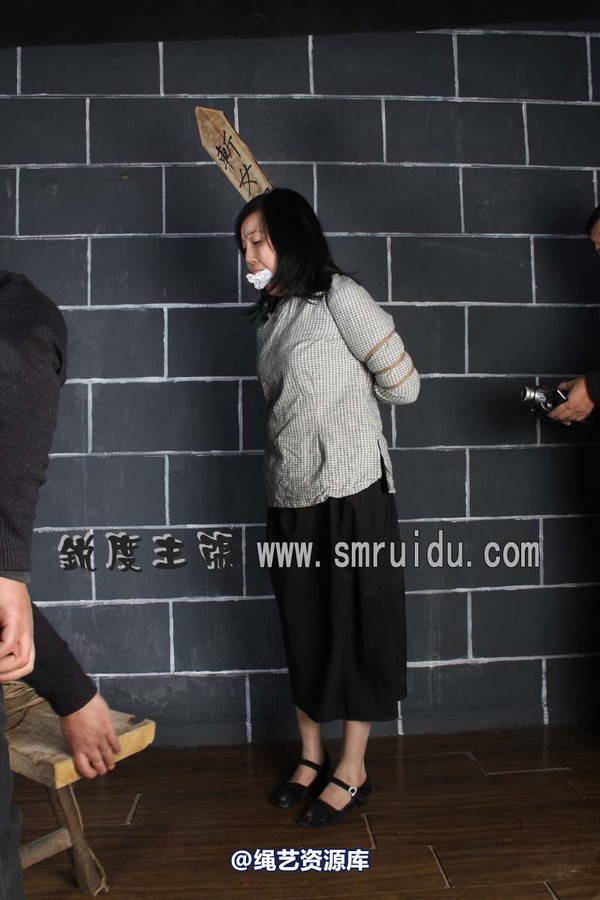 锐度主张 - 监房女犯模特：雨露 第 66 张图片