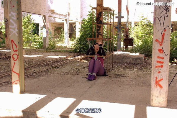 bound-neighbor-girl - Jasmin - Tied up in the ruins 3 第 38 张图片