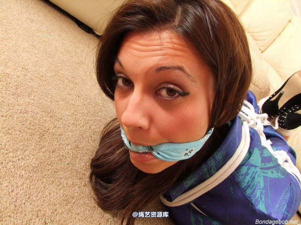 bondagebob - Sophie Parker Hogtied 第 145 张图片