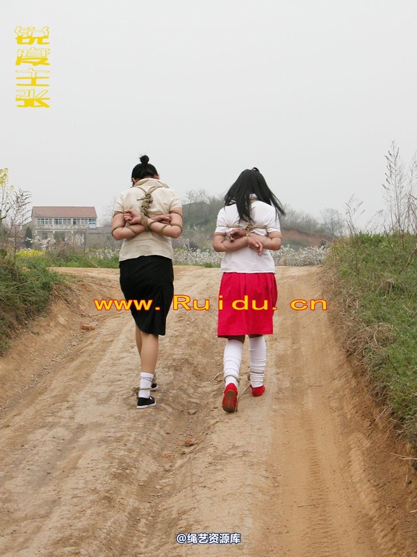 锐度主张 - 婷婷和寒冰走在乡间小路上 第 29 张图片