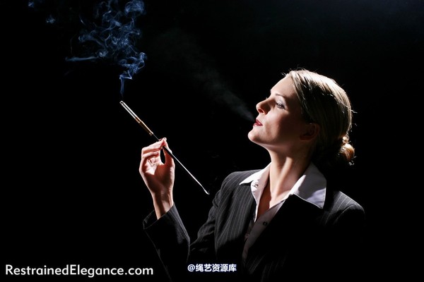 restrainedelegance - Femme Fatale 第 18 张图片