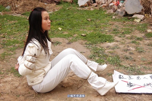 mj影视 - 安娜刑场2013-04-13 第 256 张图片
