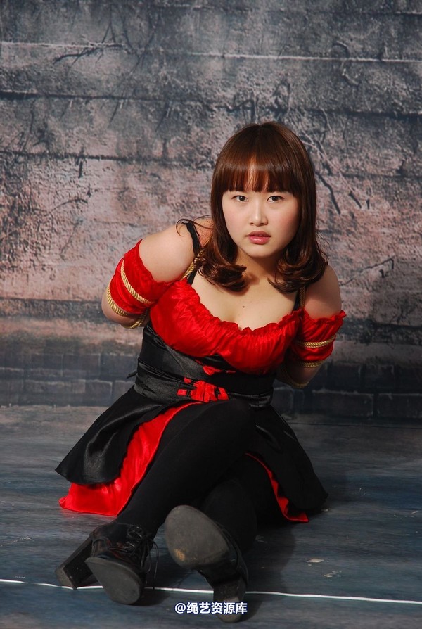 唯美之家 - 新模小芸女仆装 第 93 张图片