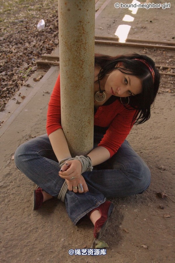bound-neighbor-girl - Jasmin - Tied up in the ruins 5 第 5 张图片