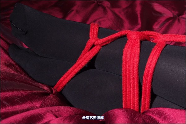 simplytied - Getting ready at hotel 第 28 张图片