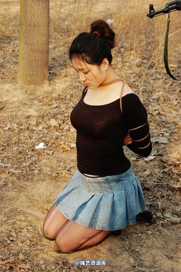 mj影视 - 2013-3-4陈沫踏青 黑丝美女最终的不归路 第 34 张图片