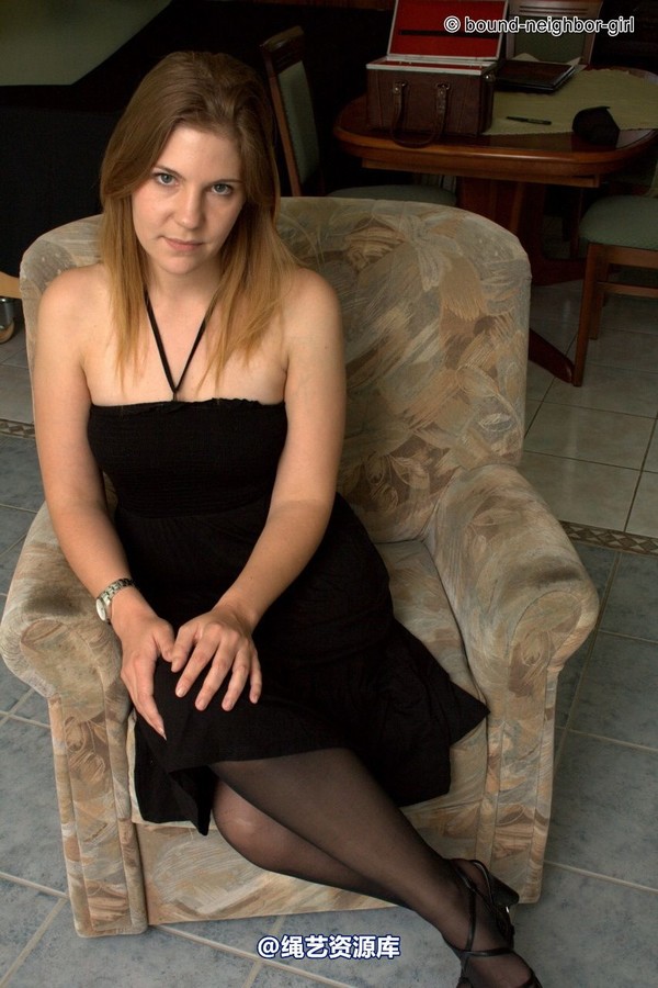bound-neighbor-girl - Guest Melissa - tied at home 第 8 张图片