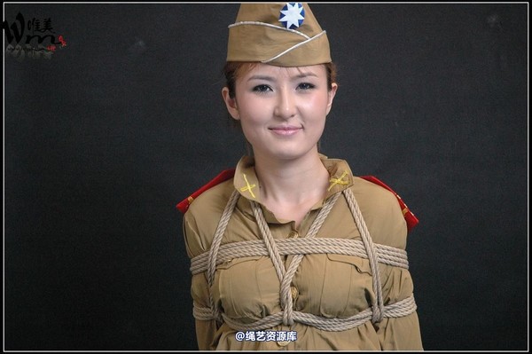 唯美之家 - 08-06-02新疆军装 第 116 张图片