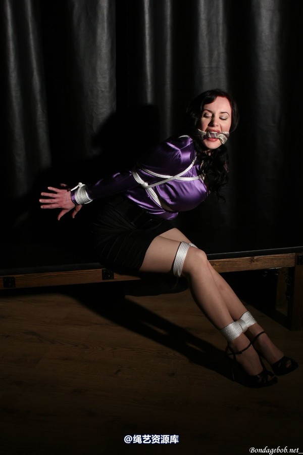 bondagebob - Morrigan In the spotlight 第 224 张图片