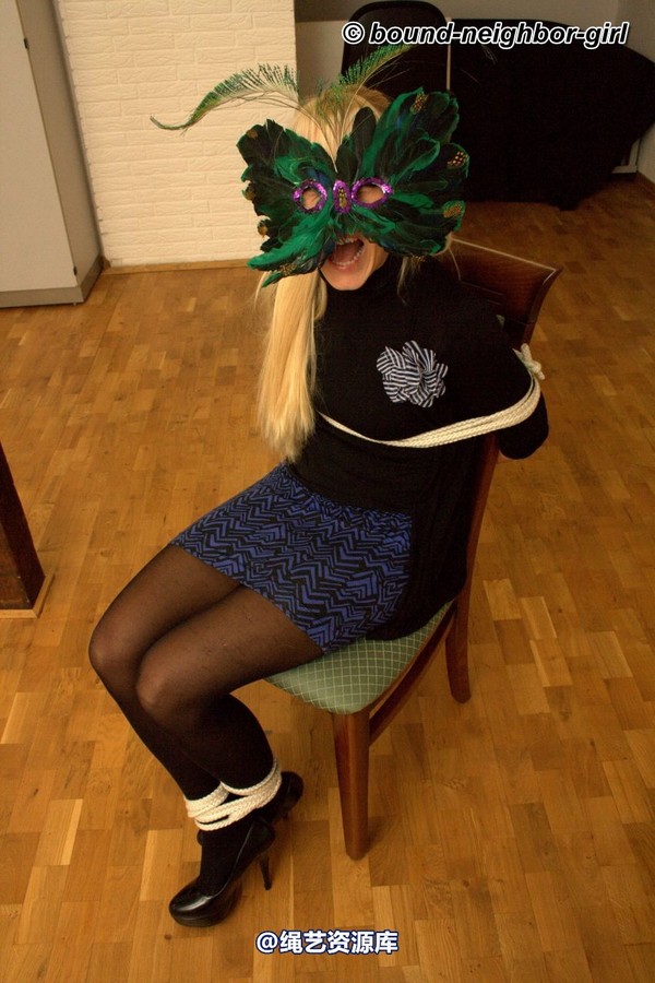 bound-neighbor-girl - Mystery Guest - Office Games 第 45 张图片