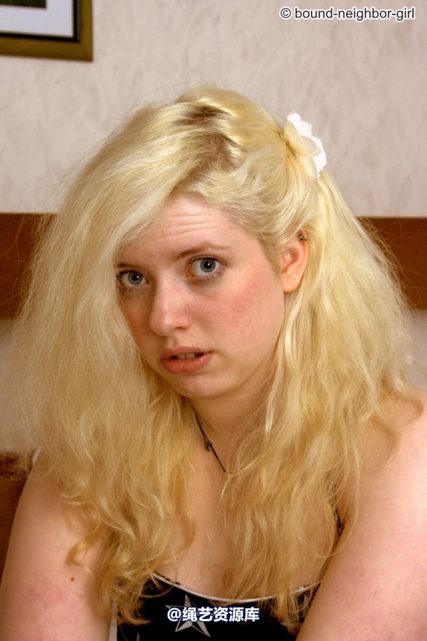 bound-neighbor-girl - Svenja - In Hotel Room tied 5 第 22 张图片