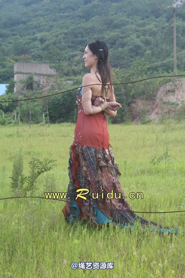 锐度主张 - 20070818第29期 宝宝草地漫舞图片 第 273 张图片
