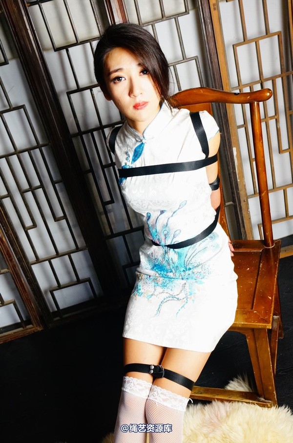 dk13美束馆 - 9.19-红袖白旗袍C-102P 第 5 张图片