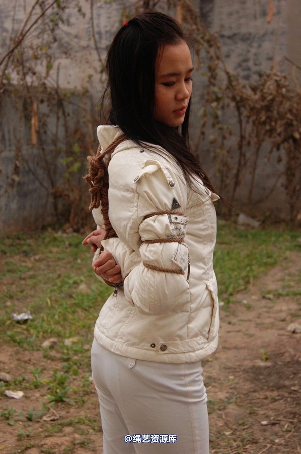 mj影视 - 安娜刑场2013-04-13 第 255 张图片