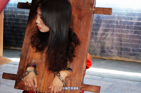 mj影视 - 血的代价梦境古大堂 女囚众生相2013-08-26 第 81 张图片