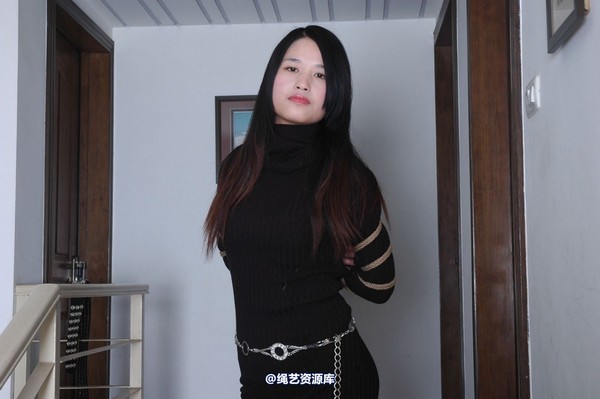 唯美之家 - 新模晓凤毛衣捆绑 第 13 张图片